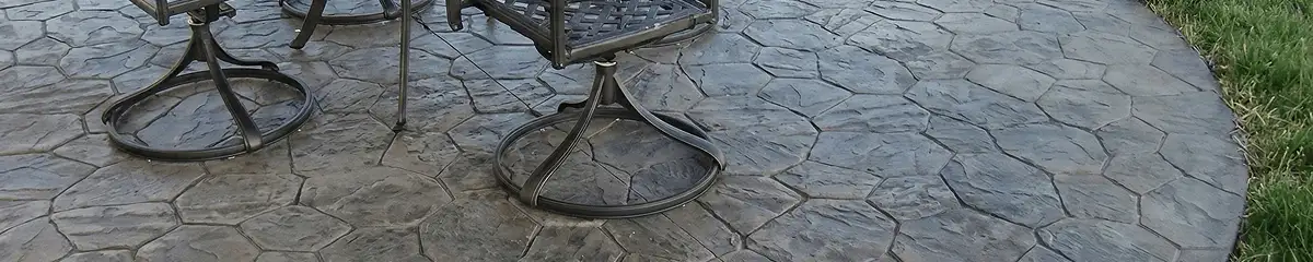 Garden relaxation area with professionally installed stone flooring in Charleston SC